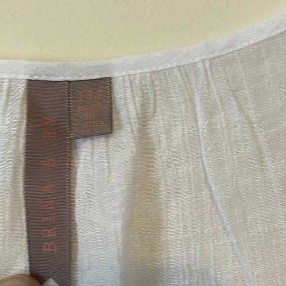 Brina & EM Black Embroidery Blouse Size PM - Picture 3 of 6